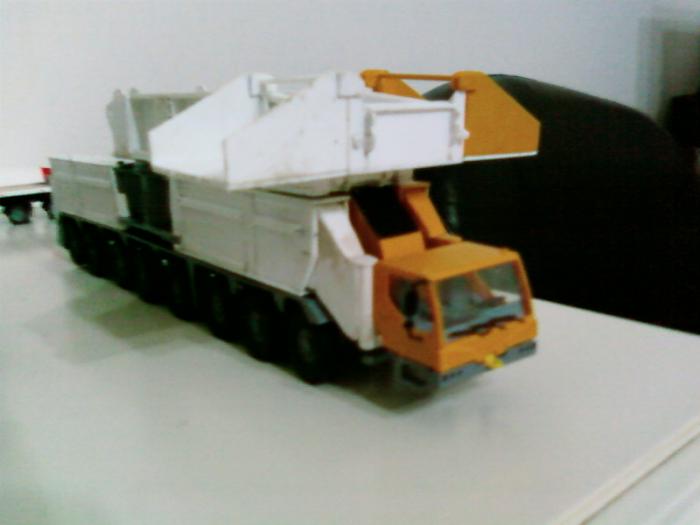 Liebherr LG1750 scala 1:87