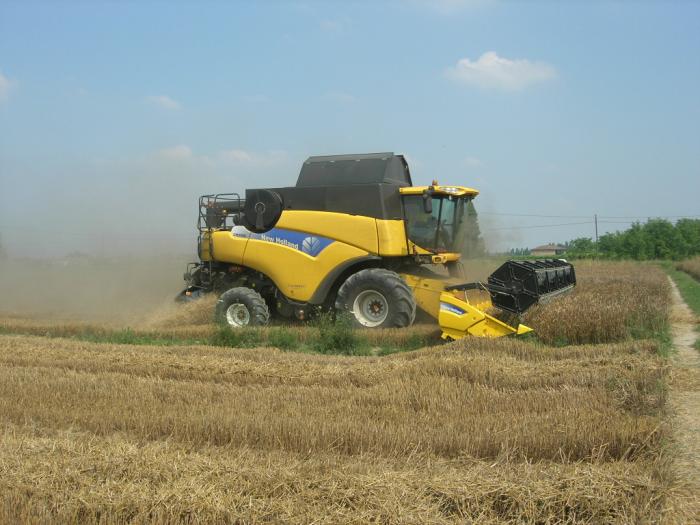 new holland cr 9080