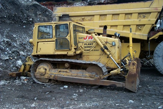 CAT D4E