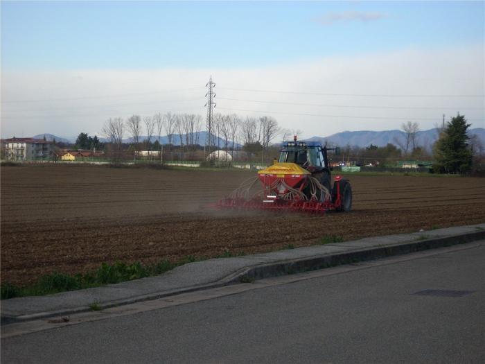 Landini Mythos 110 in semina Gaspardo Prima PI400 2