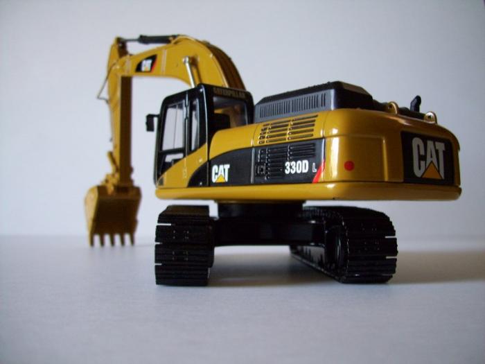 Caterpillar 330D LN