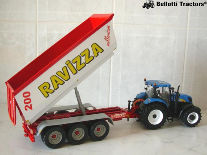 New Holland T7060 con dumper Ravizza Millenium 200