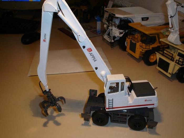 Gommato Liebherr 954 APPIA