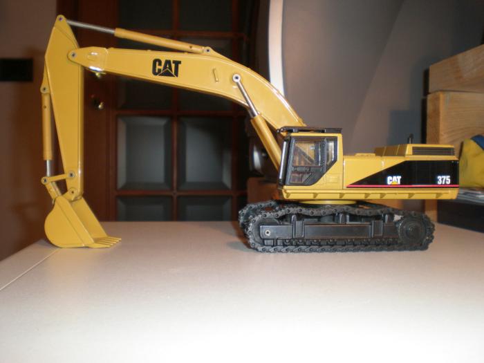 cat 375 1