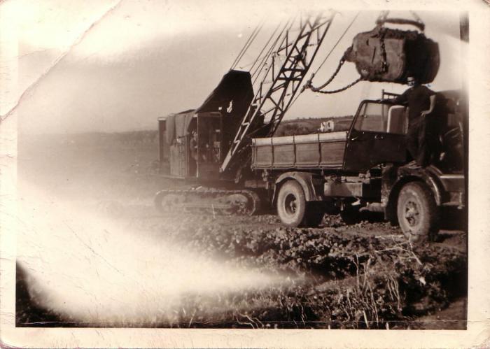 mio padre con bucirus eire 1960