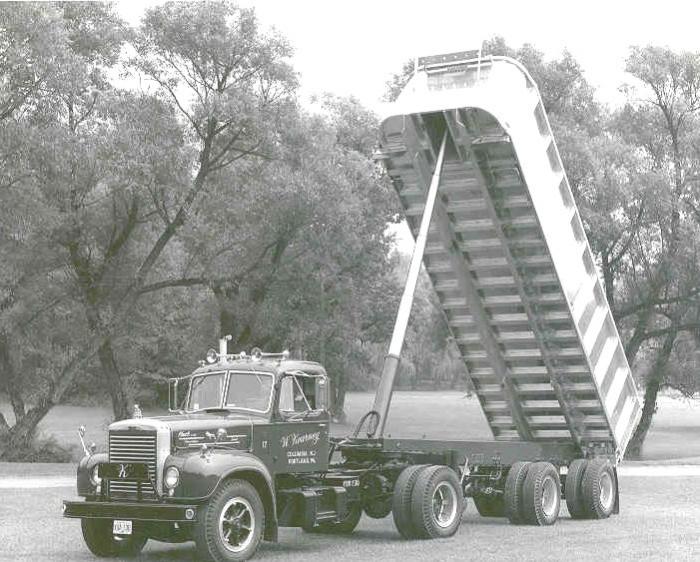 Mack B75