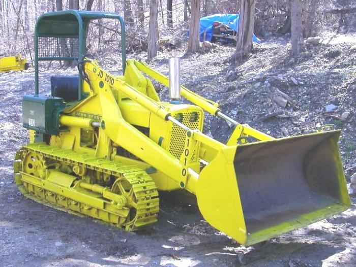 John Deere 1010