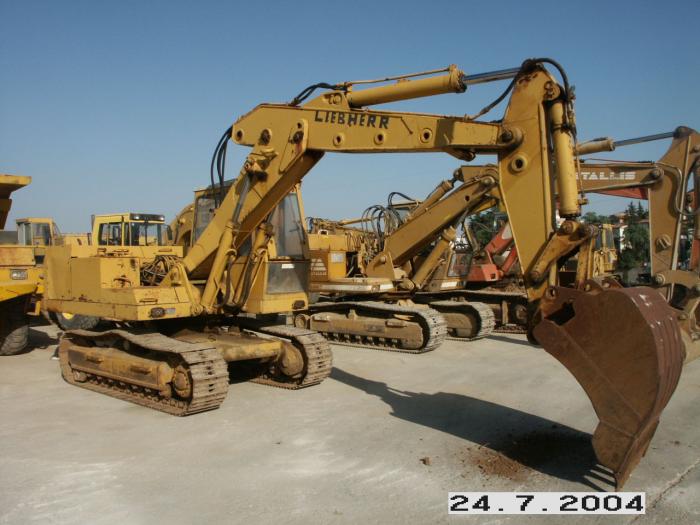 Liebherr R 921