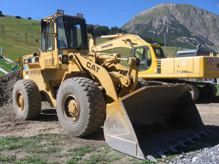 Caterpillar 936