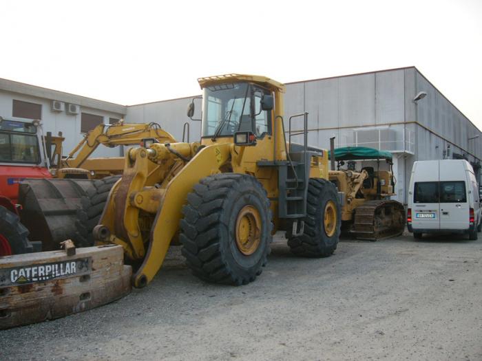 Komatsu Wa 600