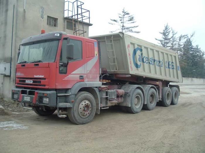 Iveco 720E42 con Minerva Pellicano