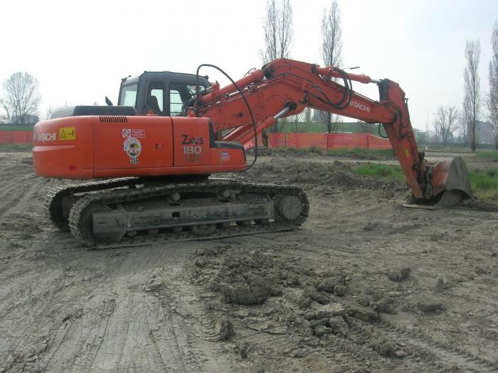 hitachi zaxis 180