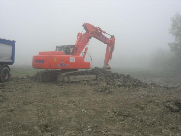 fiat hitachi EX235