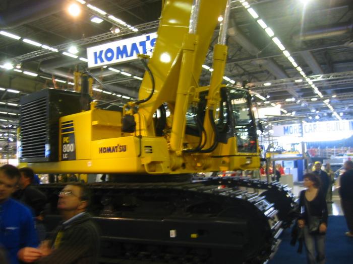 Komatsu Pc800