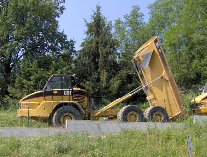 Cat 730