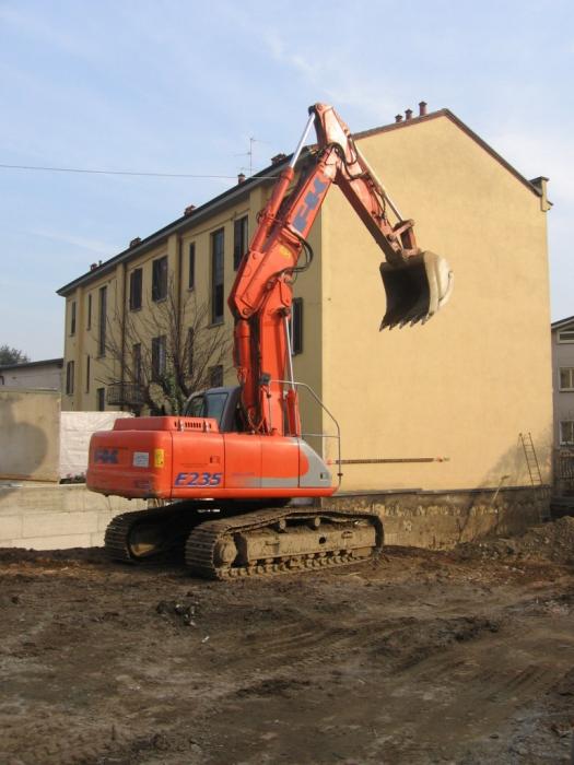 Fiat Kobelco E235