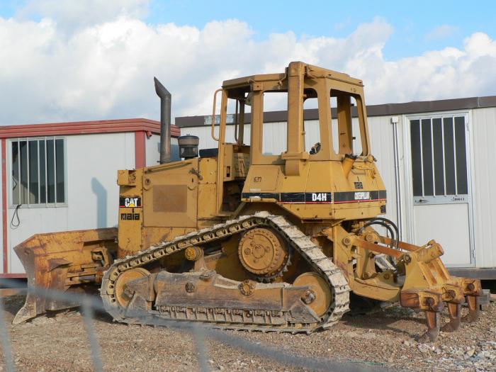 Cat D4H