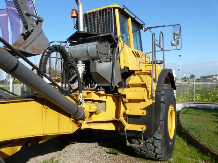 Volvo A40E