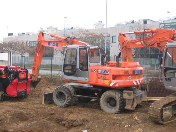 Fiat Hitachi EX135W