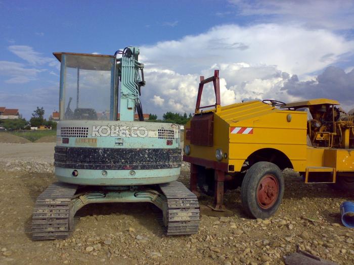 Kobelco SK 50UR