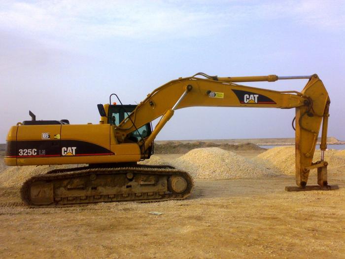 CAT 325C