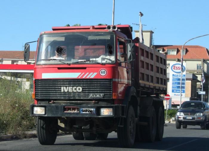 Iveco 330-35