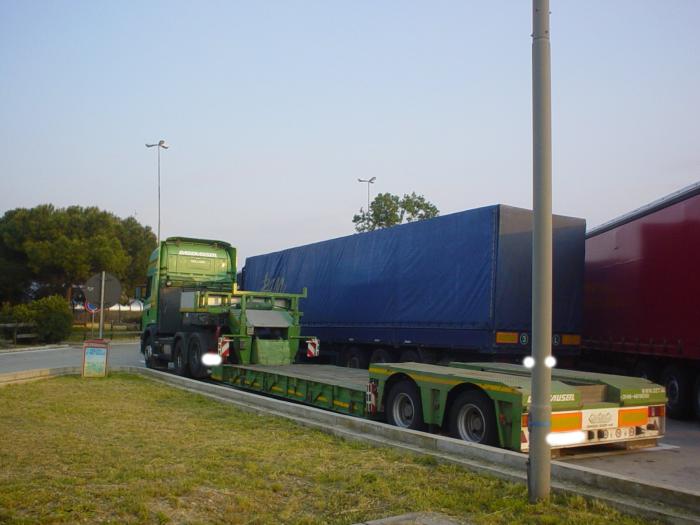 Scania 124 G 420 con Semirimorchio per trasporto eccezionale