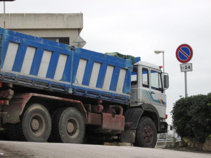 iveco 330 30