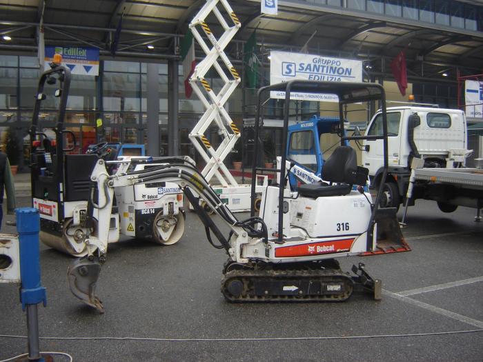 Stand Santinon : Miniescavatore Bobcat 316