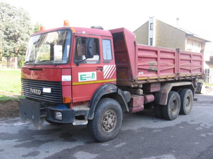 Iveco 330-35 Emmepi