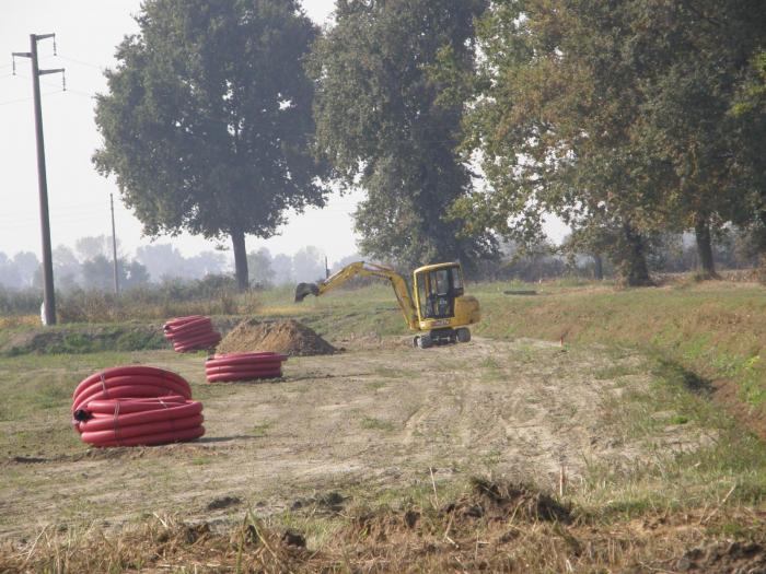 inio cantiere parco fotovoltaico da 4 MEGA e rotti