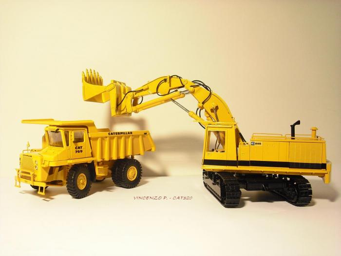 Caterpillar 245 feat. 769 