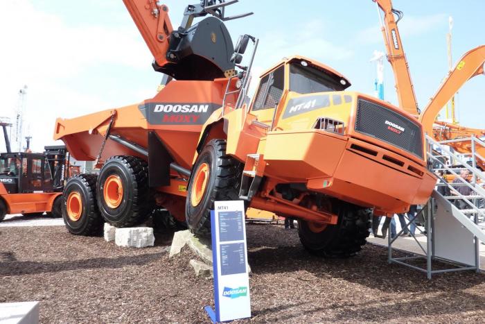 Doosan-Moxy MT41