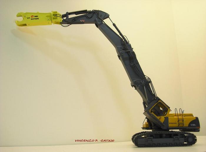 VOLVO EC700B HR
