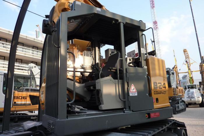 Liebherr R924 Compact Tunnel