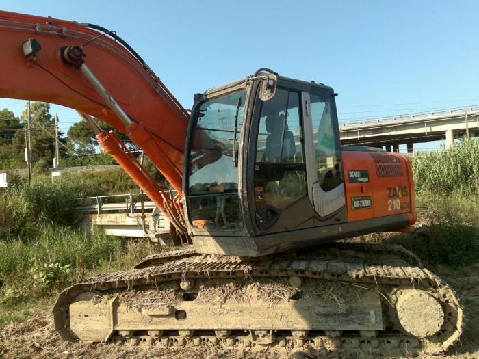 Hitachi Zaxis 210 LCN