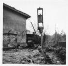 Attrezzo volante per infiggere ed estrarre palancole in ferro Larssen anni '70