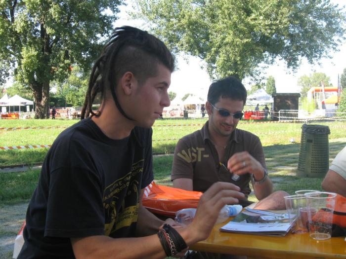 DA SX AMICO GIGIU E DEGGIO