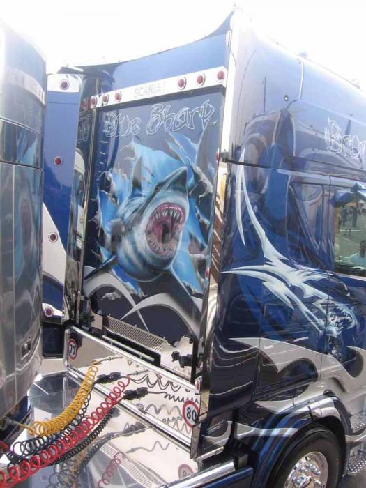 Scania R Valcarenghi "Blue Shark"