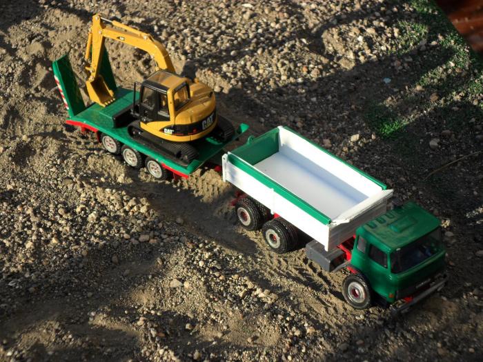 vipiace questo 330 36 con carrellone artigianale?