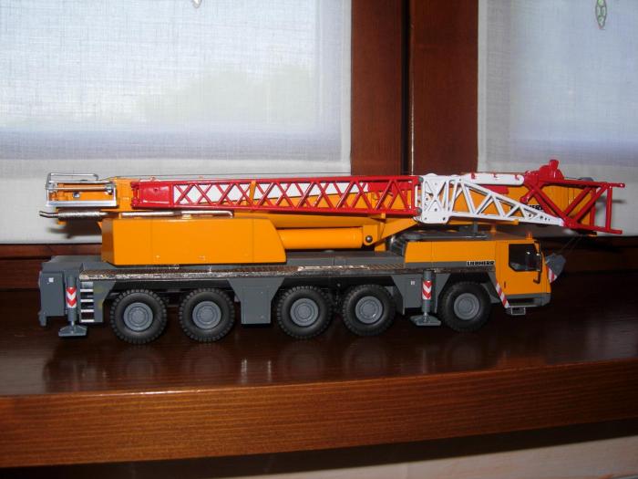 Liebherr LTM 1200