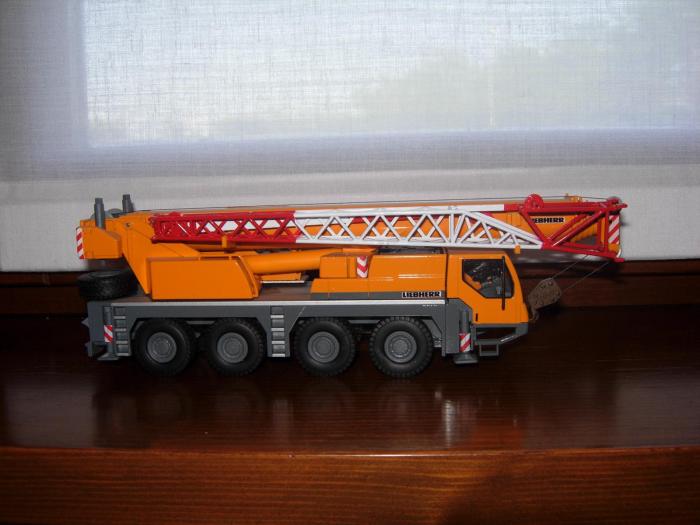 Liebherr LTM 1070