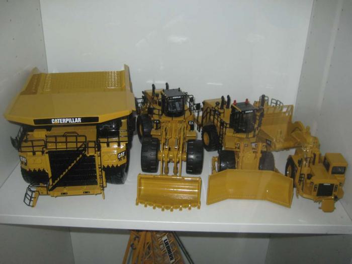 Modelli Caterpillar