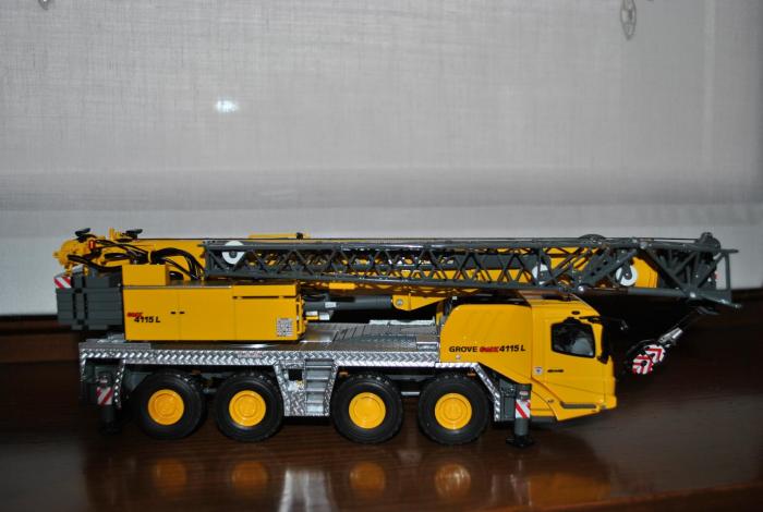 Grove GMK 4115 L