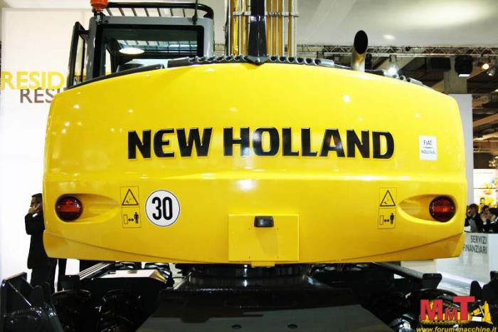 Stand New Holland