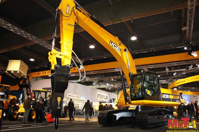 Stand JCB