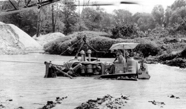 Allis Chalmers