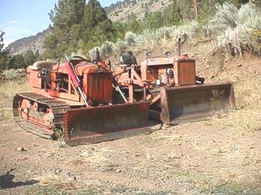 Allis Chalmers M