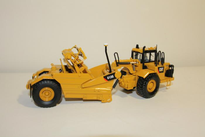Caterpillar 613G