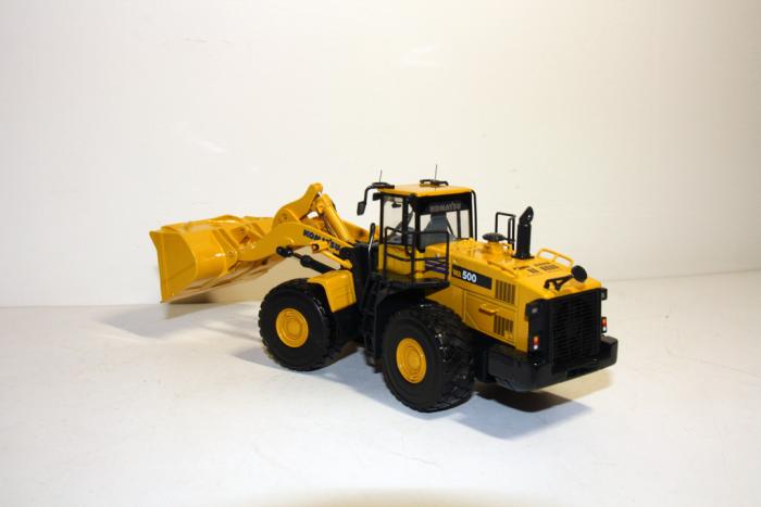 KOMATSU WA500